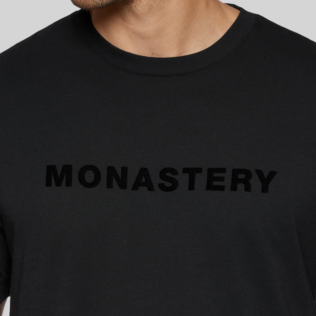 CAMISETA MONASTERY PERSEO NEGRA